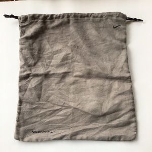 NIKE GOLF DUSTBAG